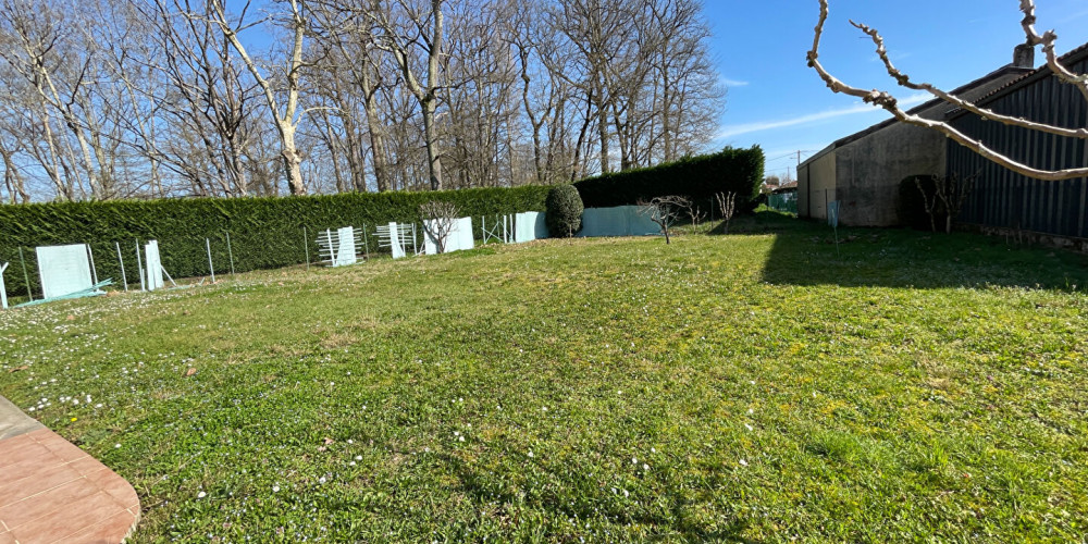 maison à ST SYLVESTRE SUR LOT (47140)